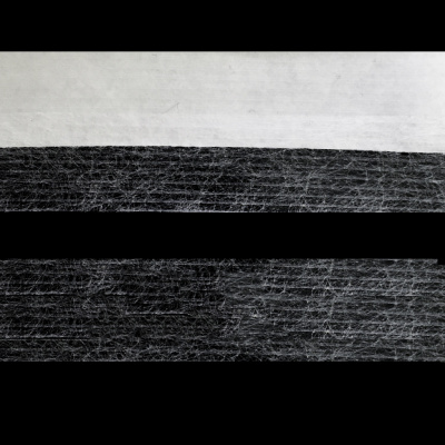 Прокладочная лента (паутинка на бумаге) DFD23, шир. 25 мм (боб. 100 м), цвет белый - купить в Сургуте. Цена: 4.30 руб.